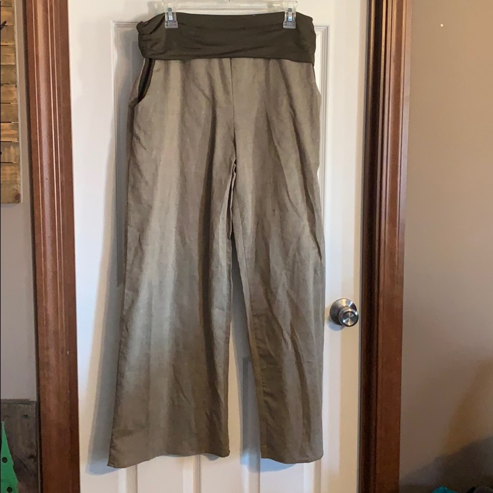 Women’s Olive Pocket Wide Leg Pants
